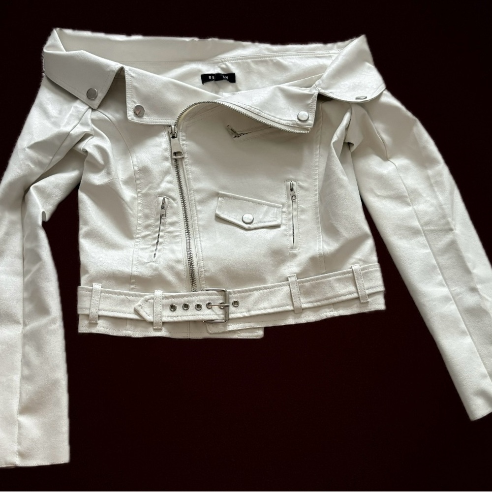 Stylish White Women's Jacket